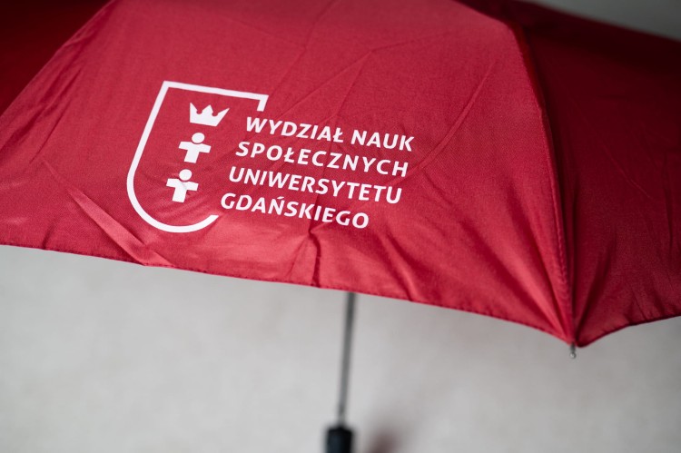 Parasol Elmer z logo WNS (3).jpg
